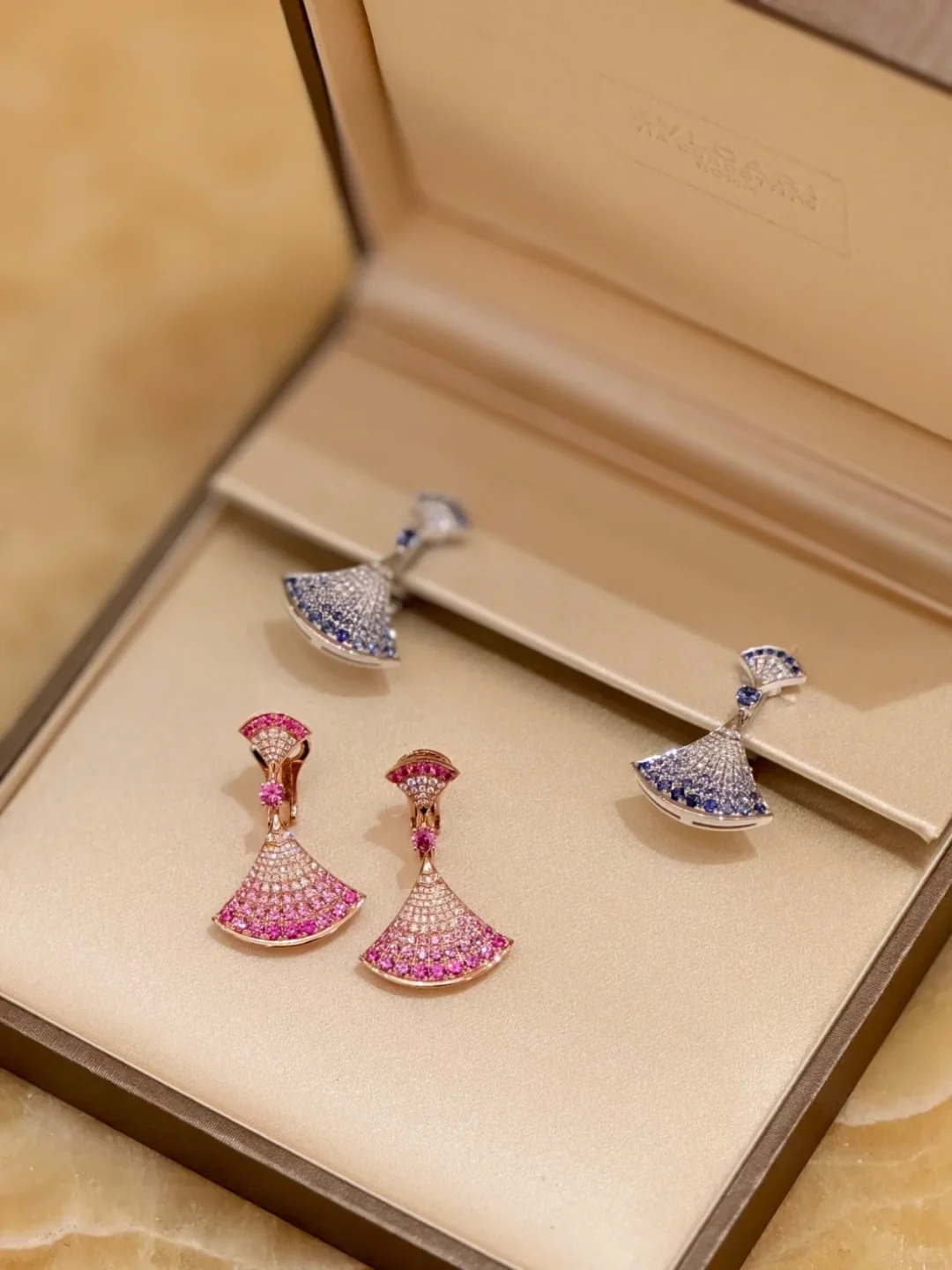 Bvlgari Divas’ Dream Earrings - Full Diamond - Best Replica Jewelry™