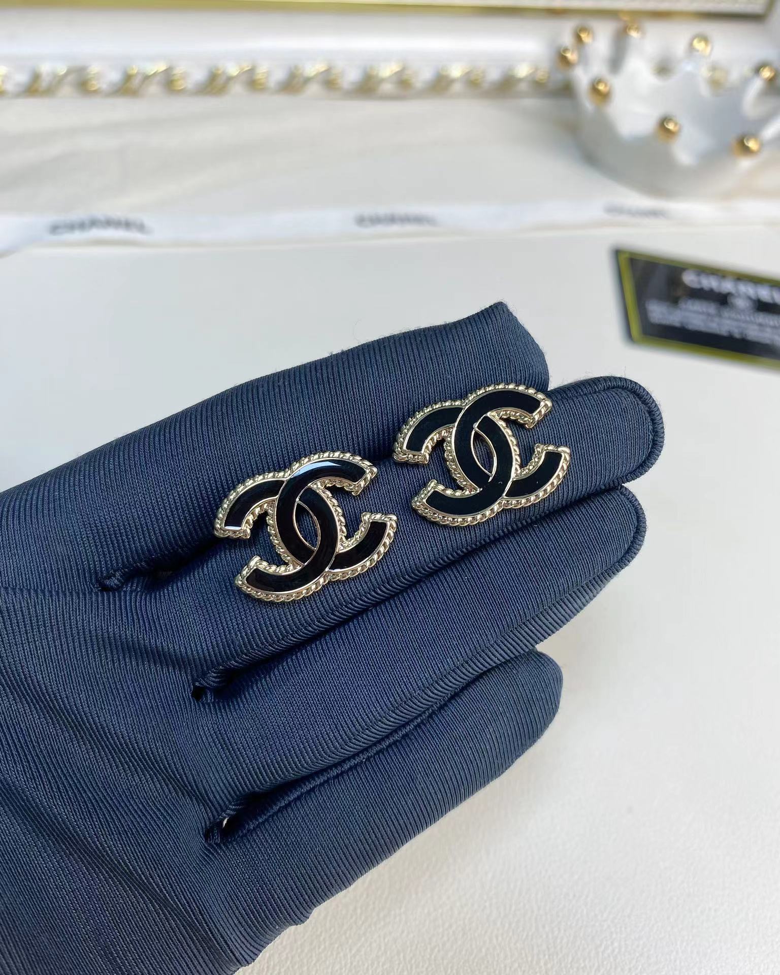 Chanel Gold Edge Black Double C Earring - Best Replica Jewelry™