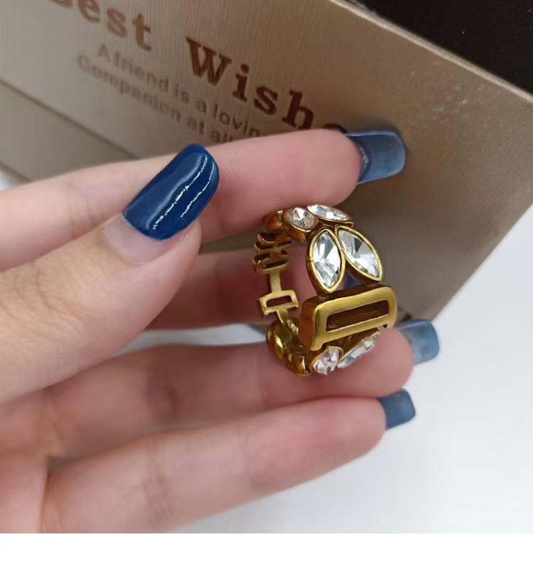 Dior Vintage Rhinestone Ring - Best Replica Jewelry™