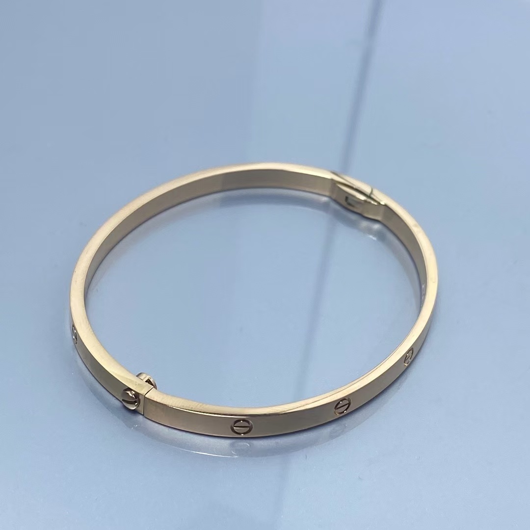 Cartier LOVE Bracelet Bangle - No Diamond - Best Replica Jewelry™
