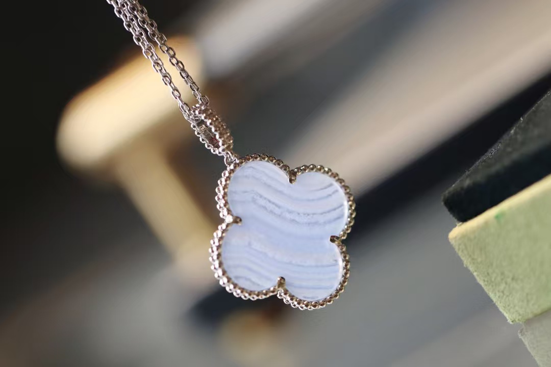 VCA Vintage Alhambra Pendant Necklace - Large - Best Replica Jewelry™