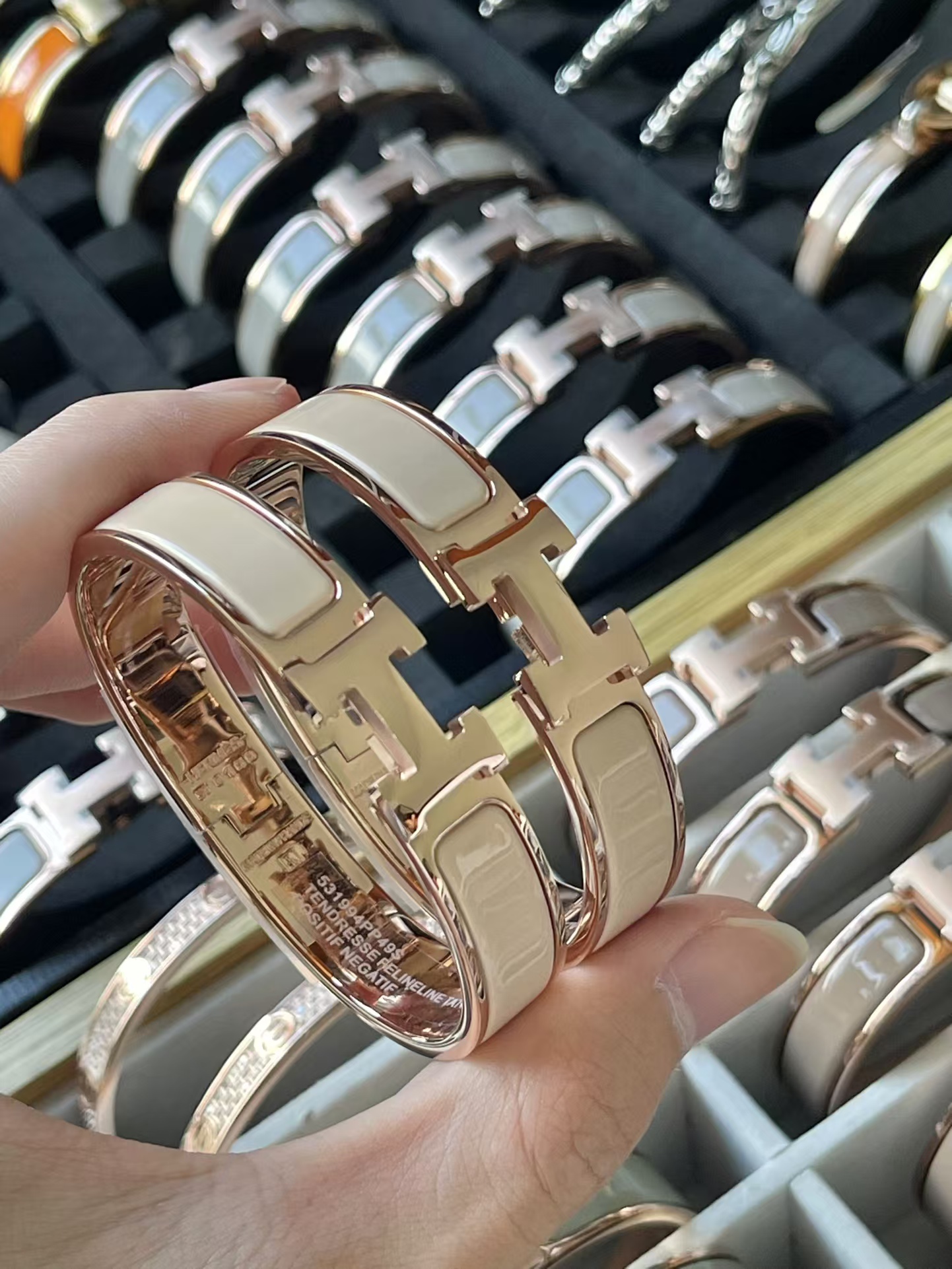 Hermes Wide H Enamel Bracelet Bangle - Best Replica Jewelry™