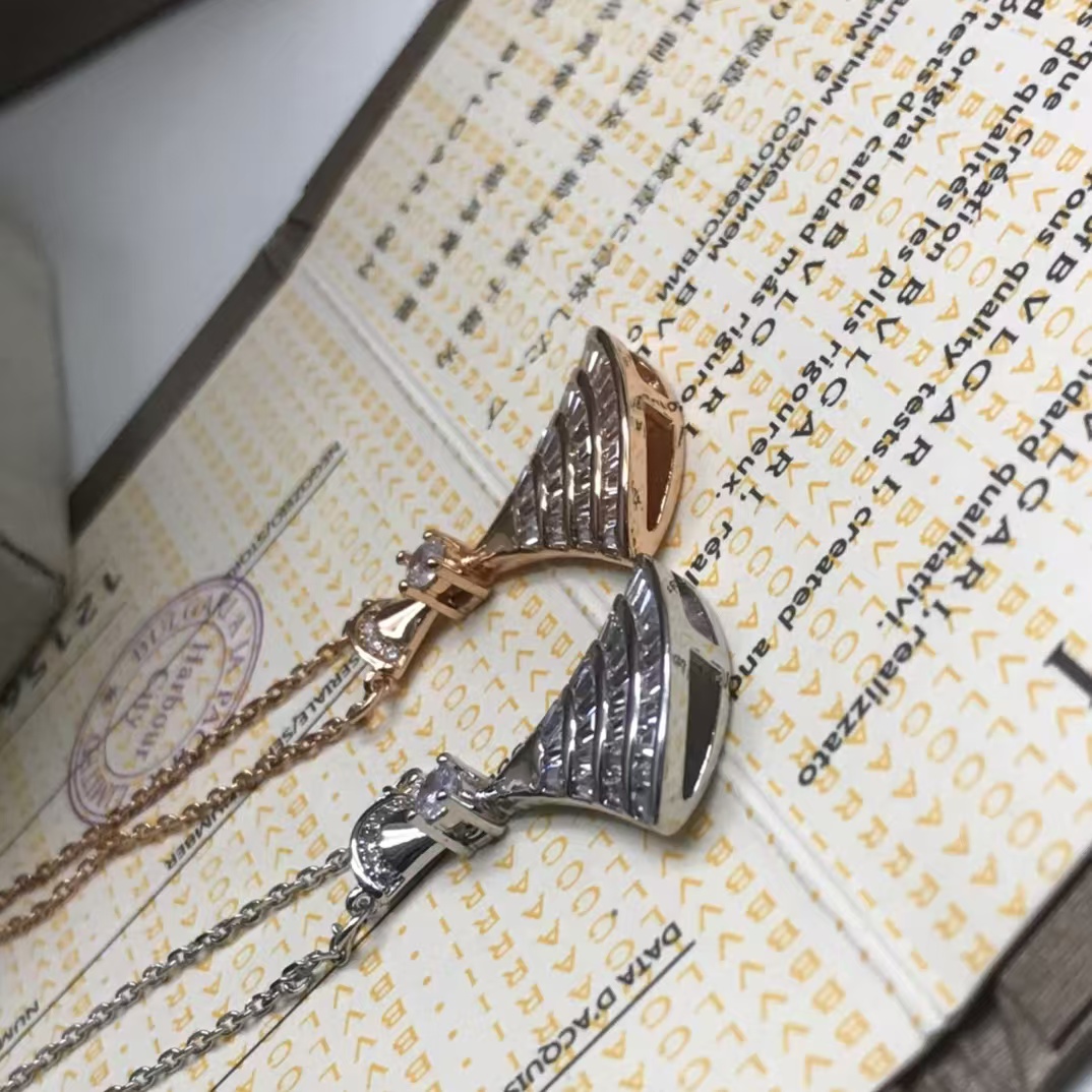 Bvlgari Divas' Dream Necklace - Best Replica Jewelry™