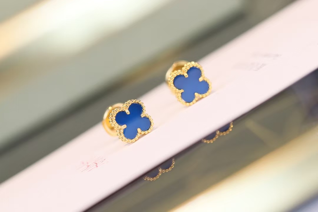 VCA Earstuds Earring - Mini - Best Replica Jewelry™