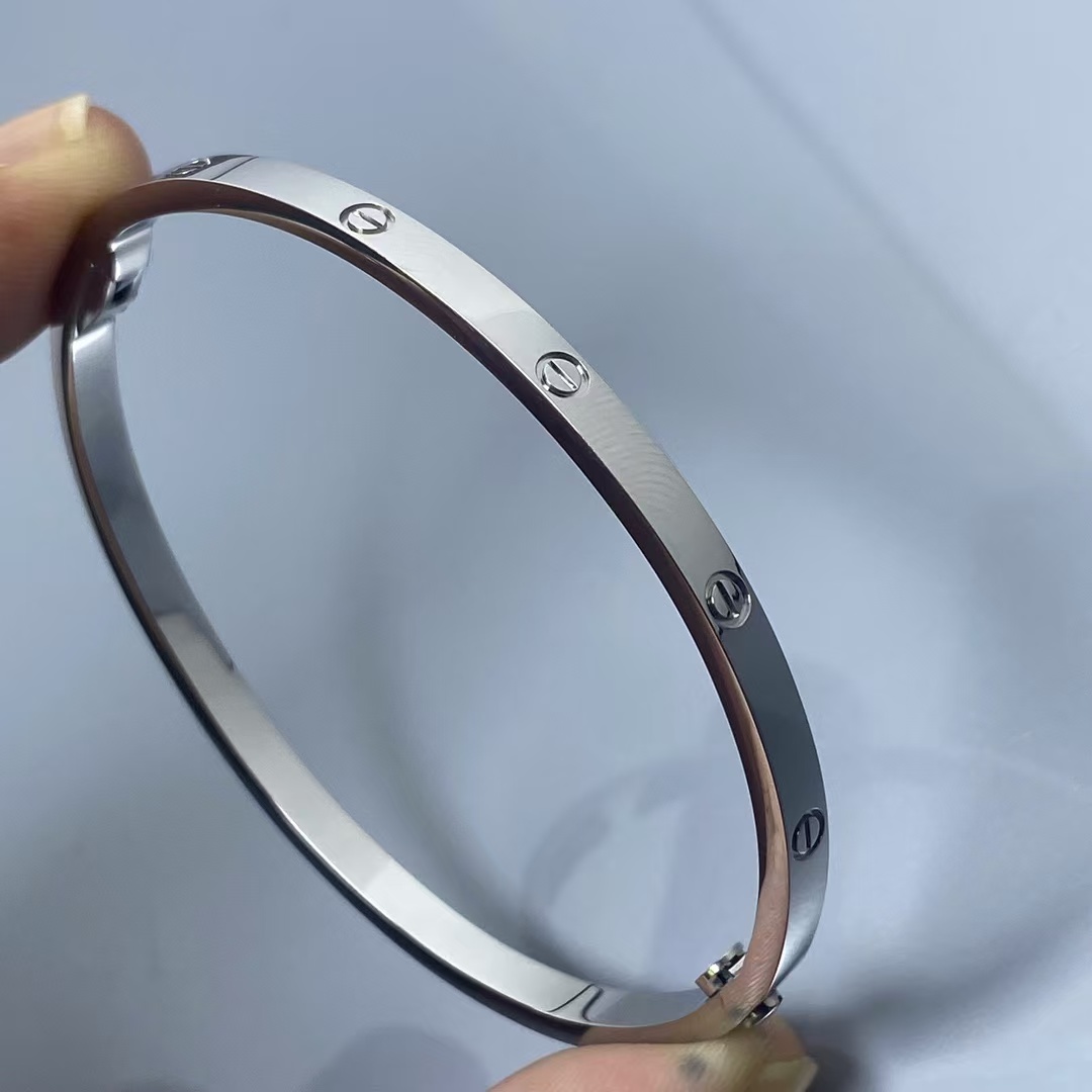 Cartier LOVE Bracelet Bangle - No Diamond - Best Replica Jewelry™