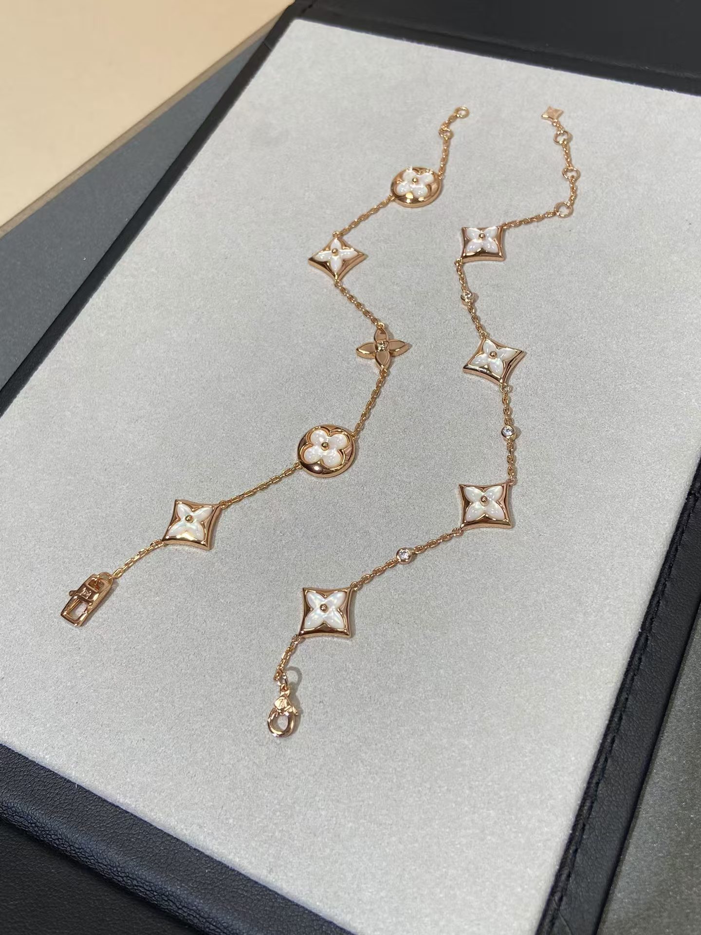 Louis Vuitton Color Blossom Bracelet - Best Replica Jewelry™