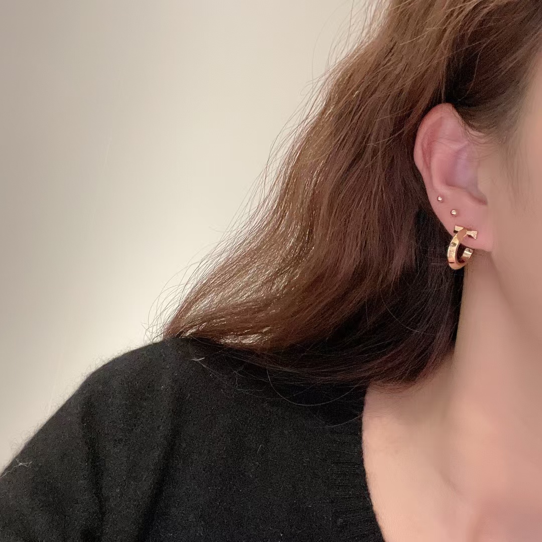 Tiffany T T1 Hoop Earrings - Best Replica Jewelry™