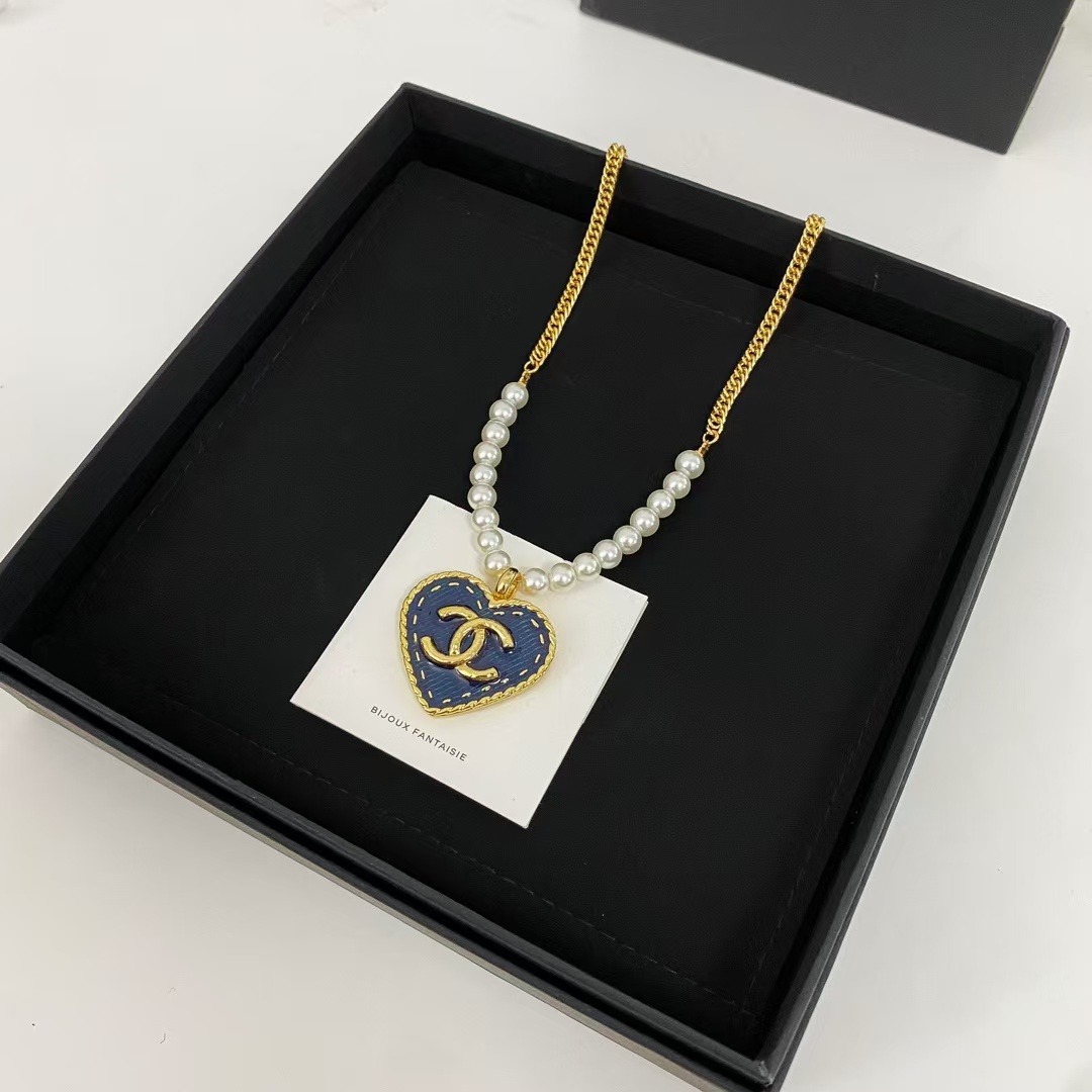 Chanel Denim Heart Double C Pendant Pearl Necklace - Best Replica Jewelry™