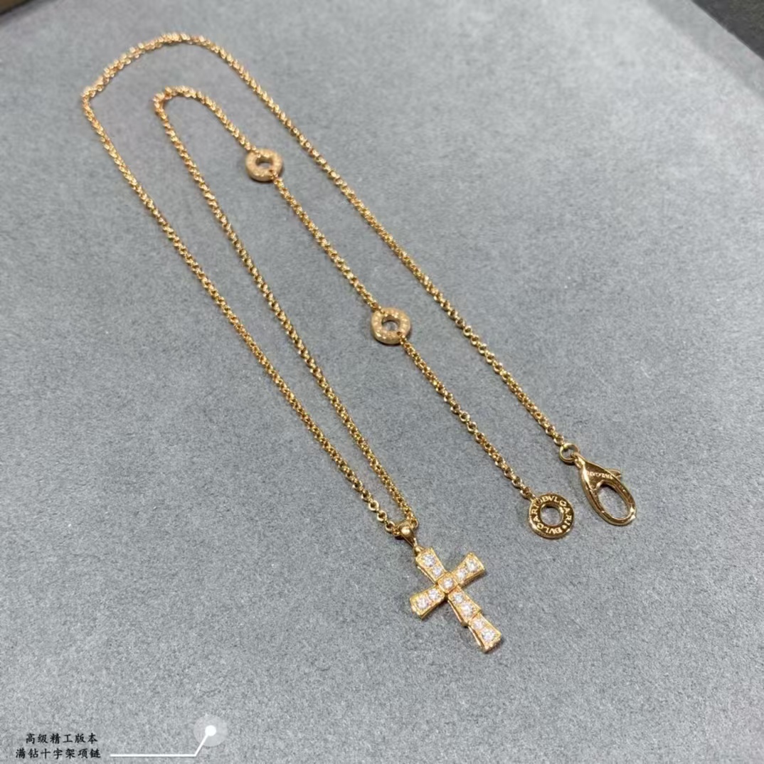 Bvlgari Cross Croce Pendant Necklace - Best Replica Jewelry™