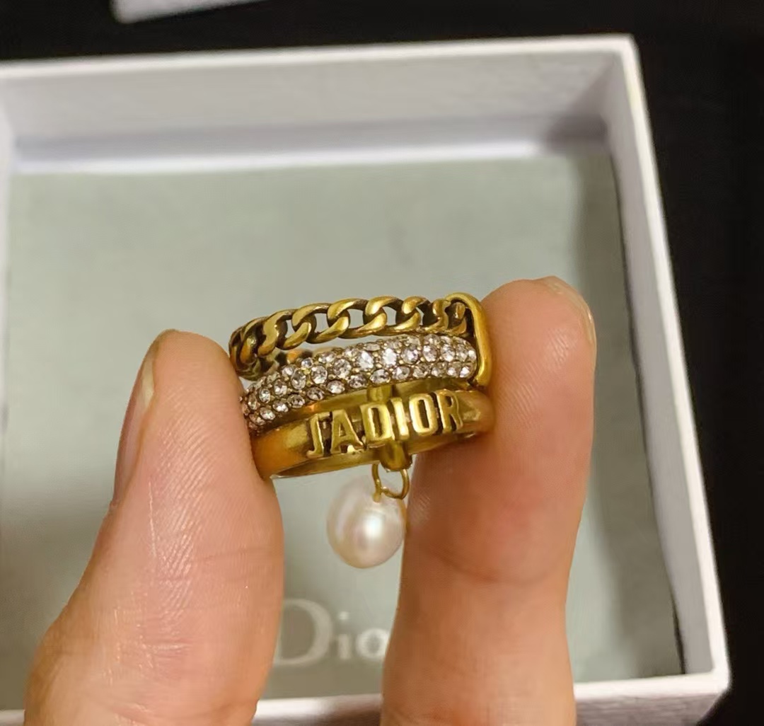 JADIOR 3 Layers Pearl Dangle Ring - Best Replica Jewelry™