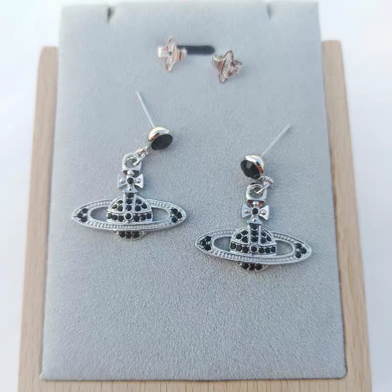 Vivienne Westwood Black Diamond Saturn Earring - Best Replica Jewelry™