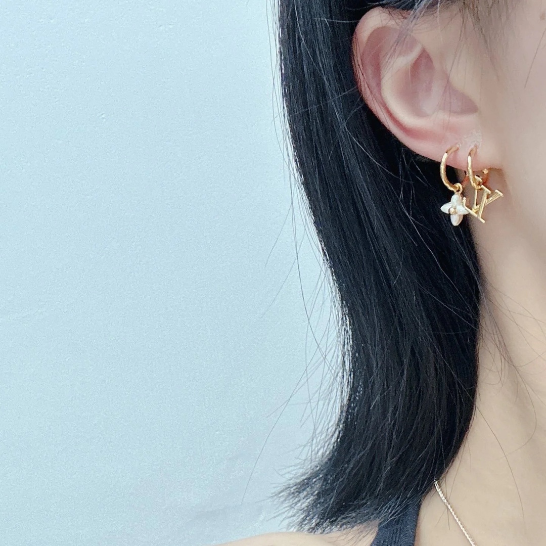 Louis Vuitton Blossom Dangle Earrings - 3 Pieces - Best Replica Jewelry™