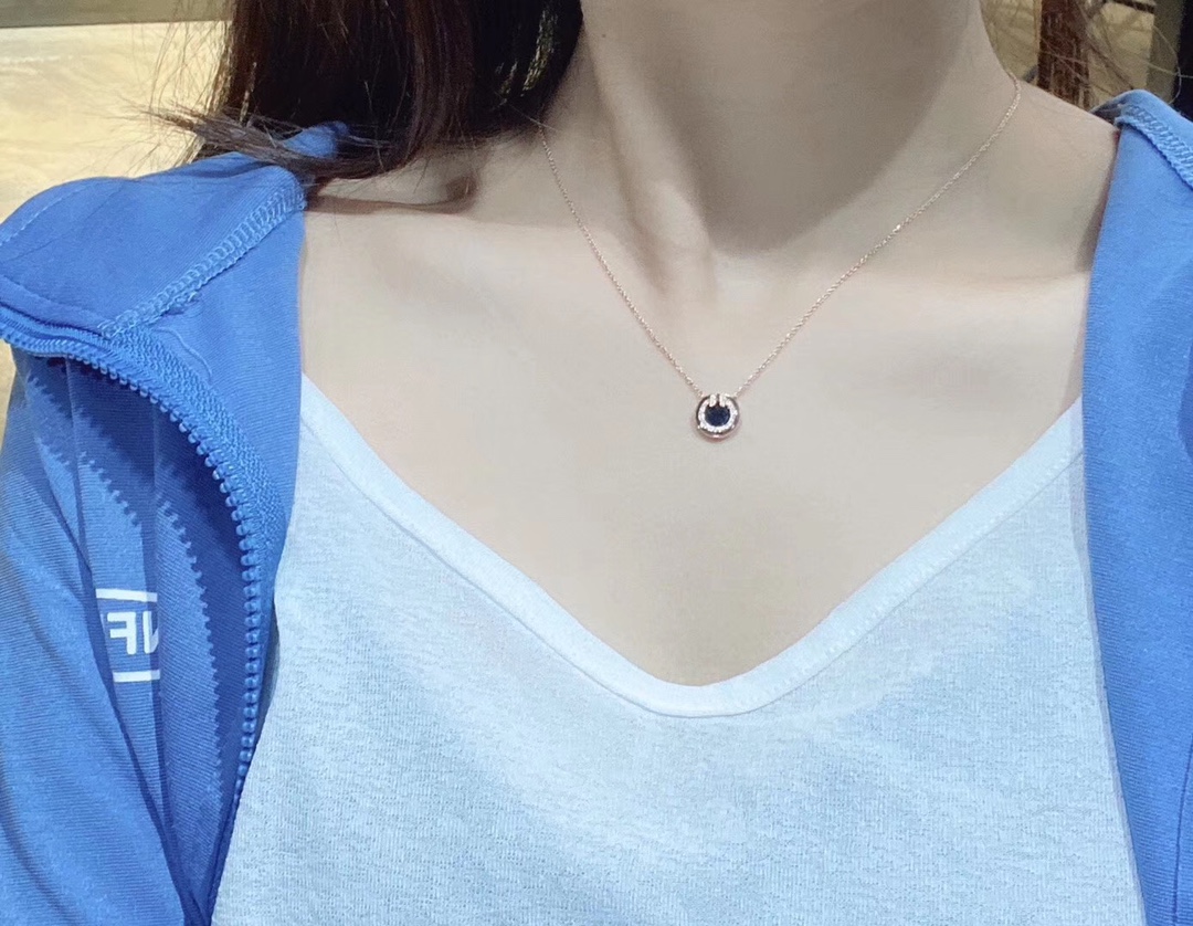 Tiffany Limited Version Round Pendant Necklace - Best Replica Jewelry™