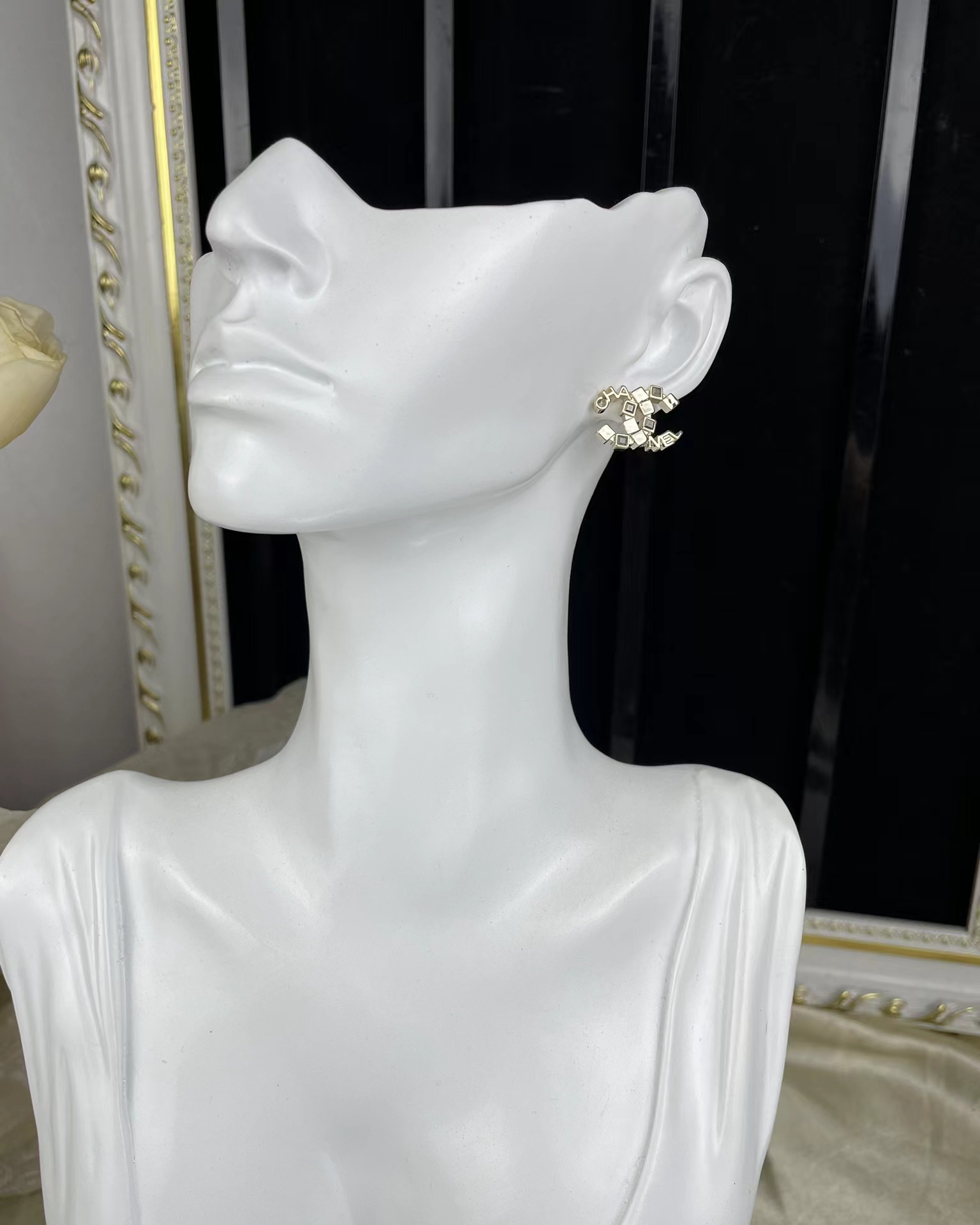 Chanel Letters Double C Earrings - Best Replica Jewelry™