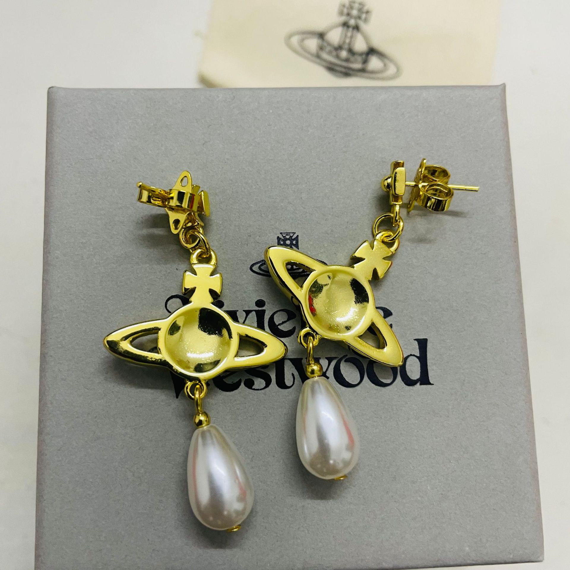 Vivienne Westwood Vintage Pink and Purple Saturn Earrings - Best Replica Jewelry™