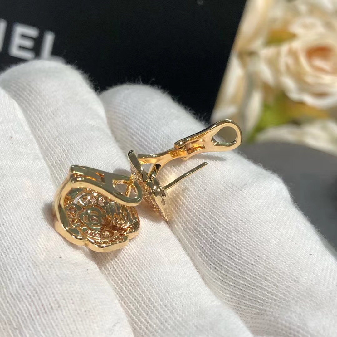 Chanel Diamond Camellia Stud Earrings - Best Replica Jewelry™