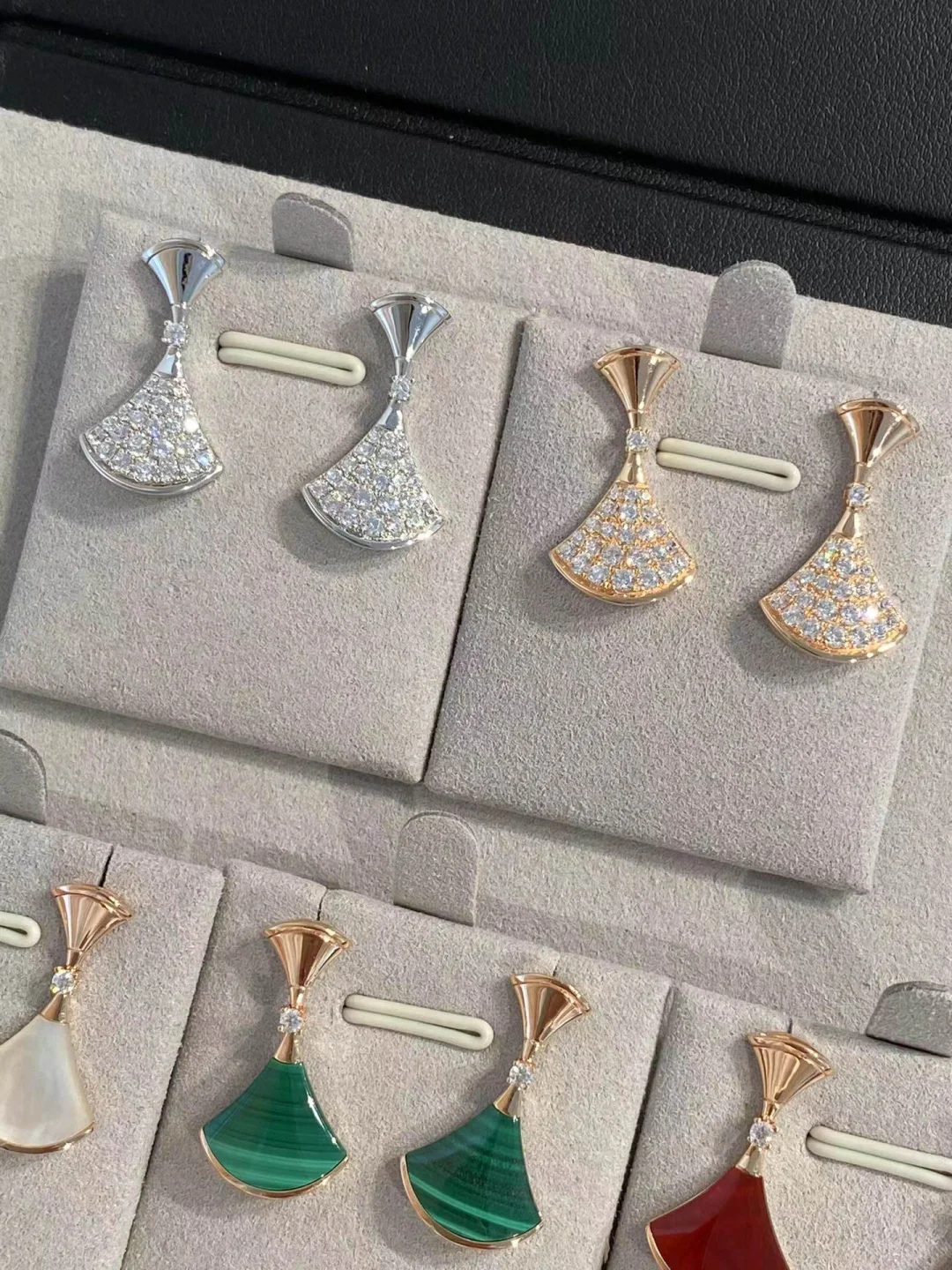 Bvlgari Divas’ Dream Earrings - Best Replica Jewelry™