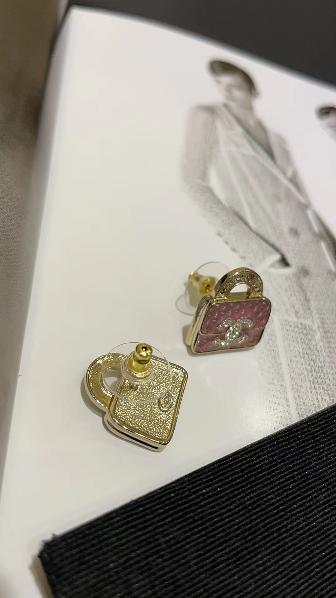 Chanel Pink Bag Earrings - Best Replica Jewelry™