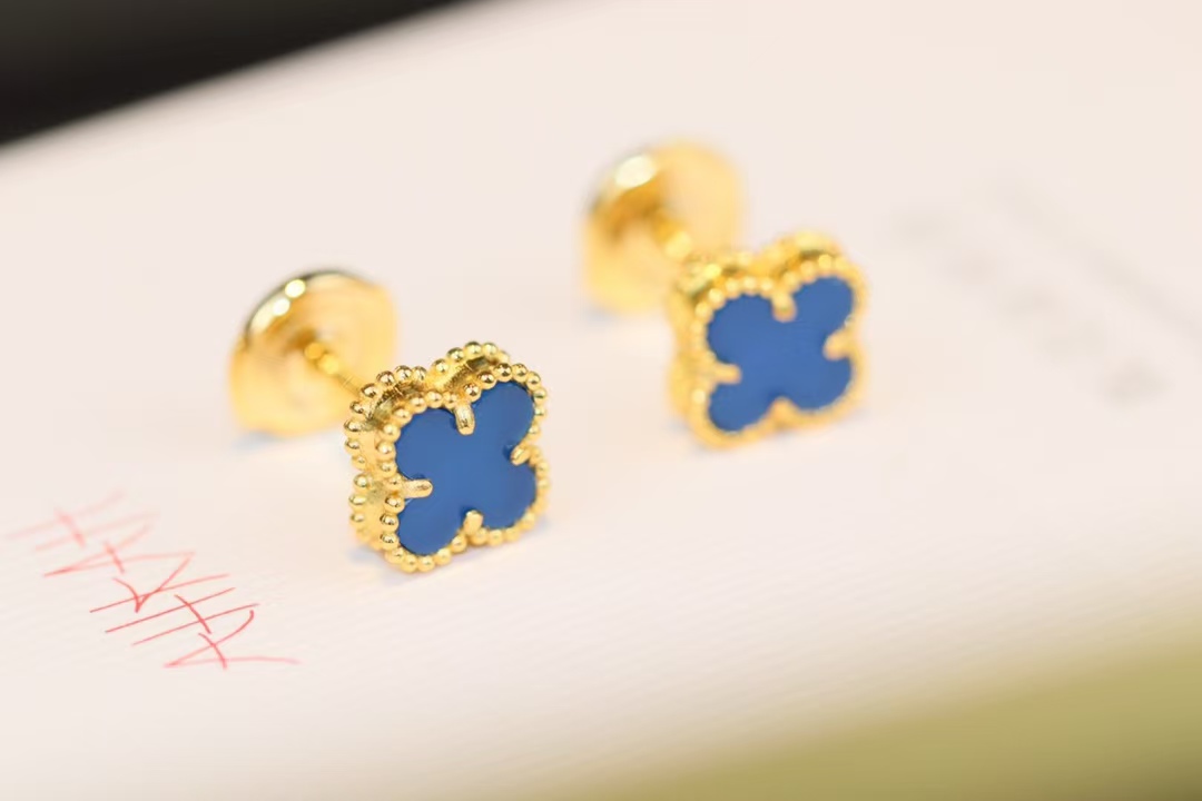 VCA Earstuds Earring - Mini - Best Replica Jewelry™