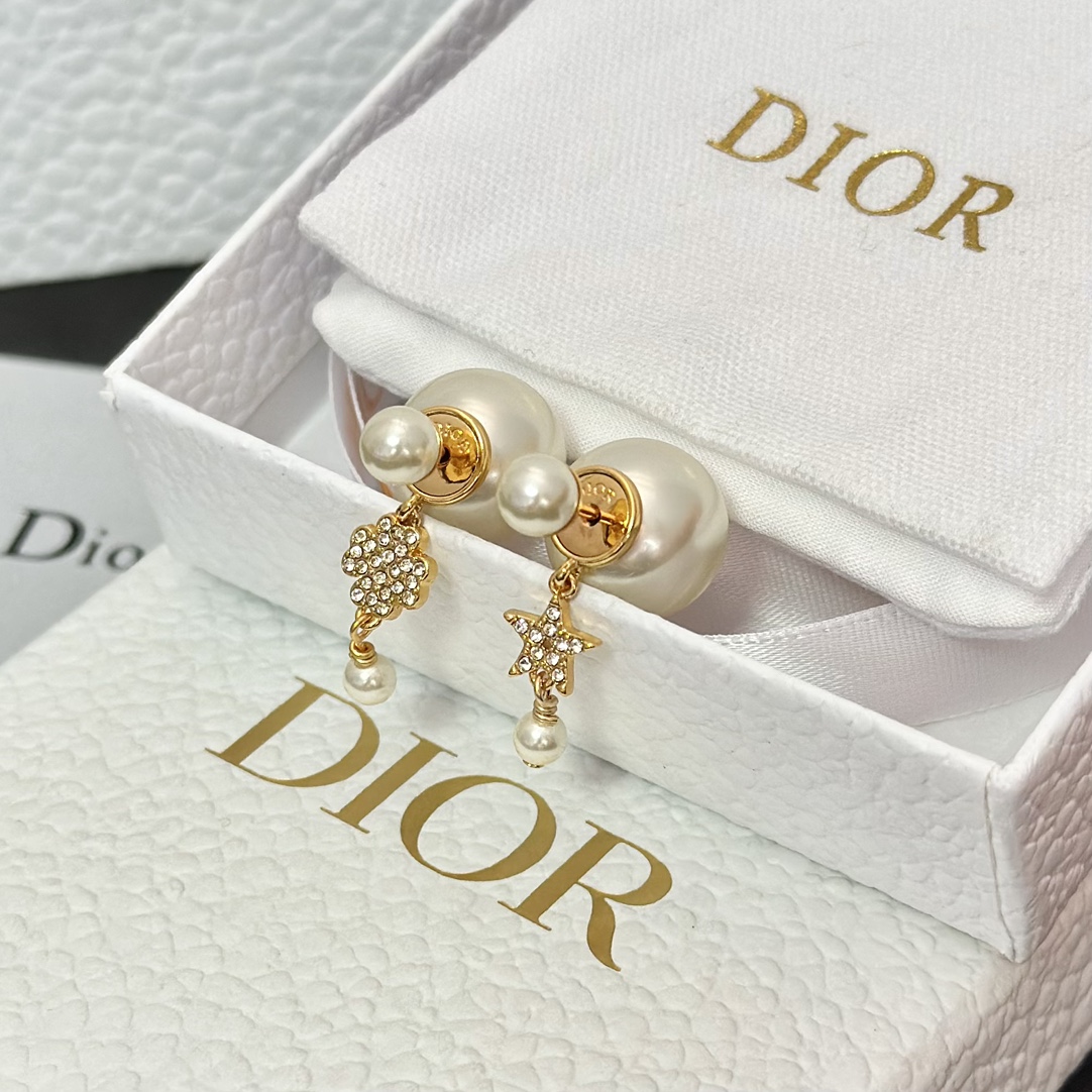 Dior Asymmetric Star Clover Dangle Pearl Earrings - Best Replica Jewelry™