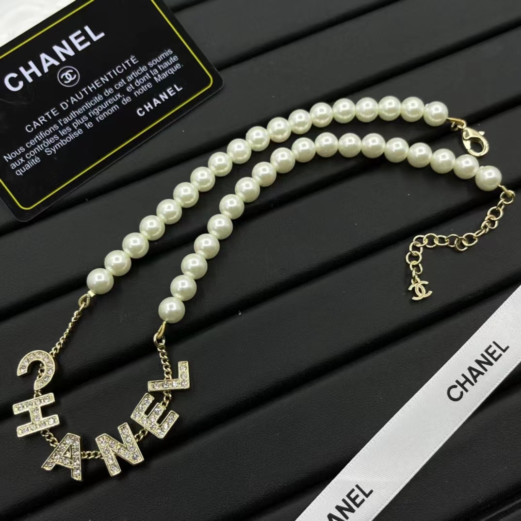 Chanel Letter Pednant Pearl Chain Necklace - Best Replica Jewelry™