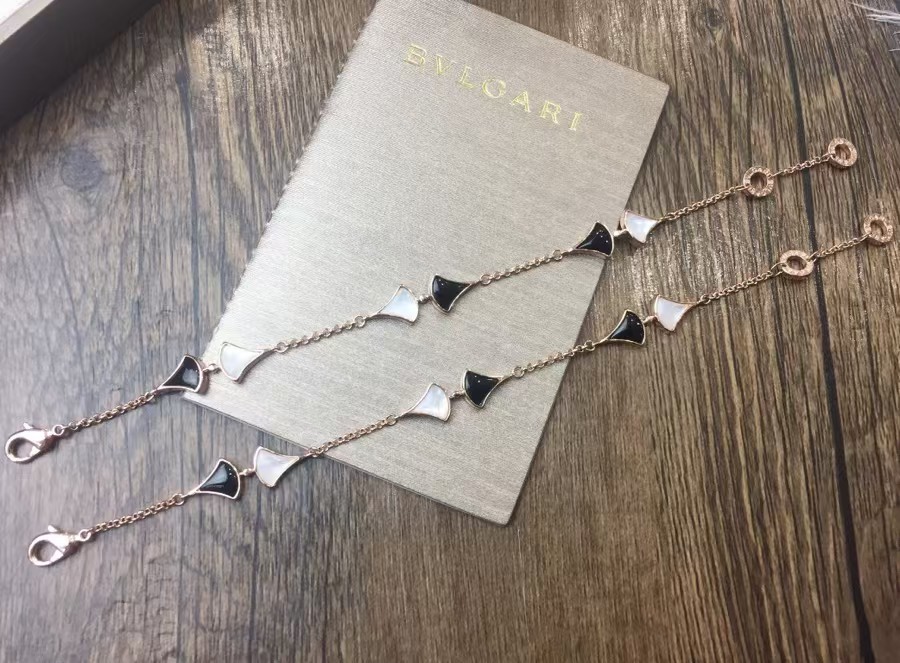 Bvlgari Divas’ Dream Bracelet - Best Replica Jewelry™