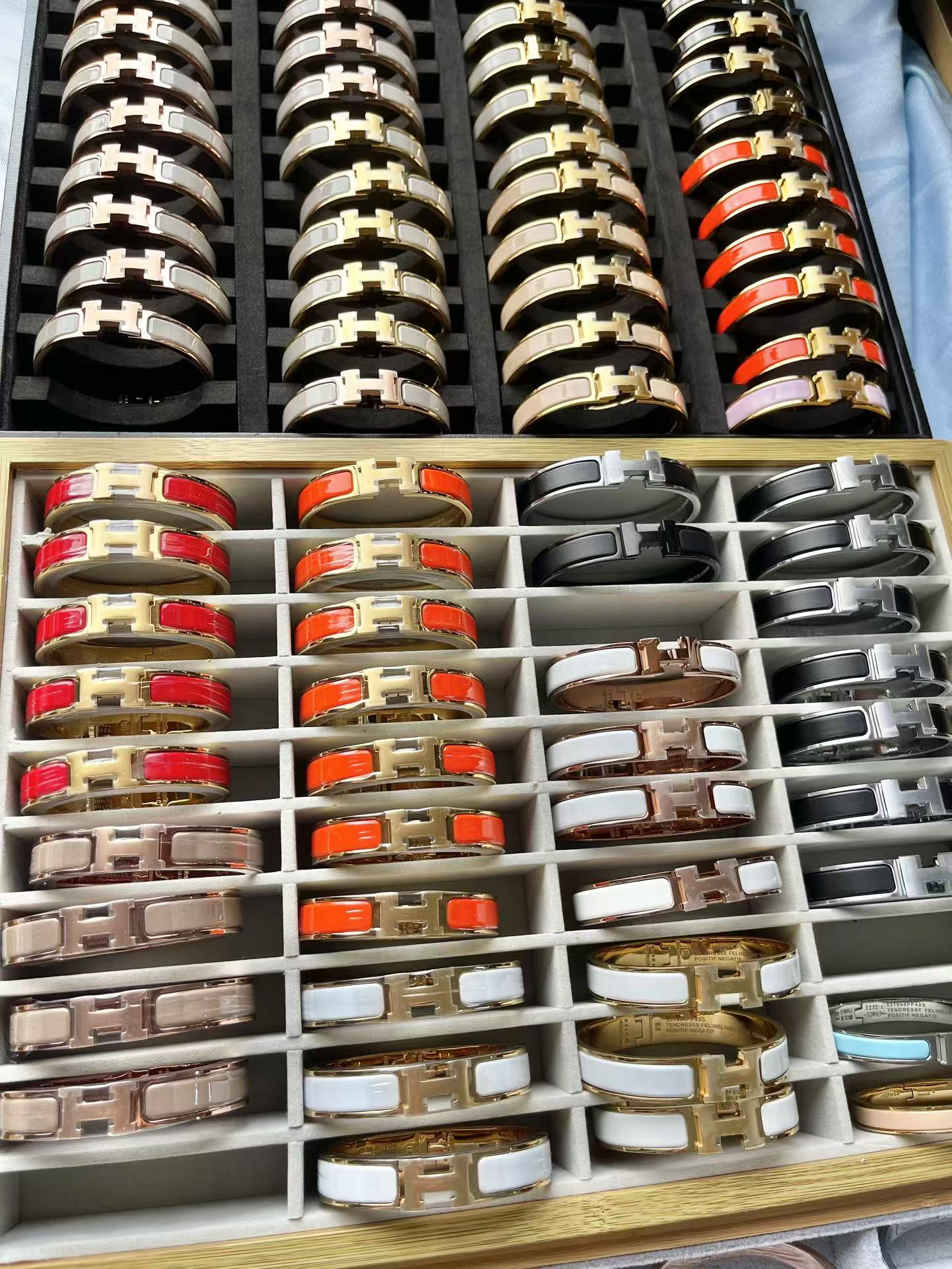 Hermes Wide H Enamel Bangle Bracelet - 21 Colors Available - Best Replica Jewelry™