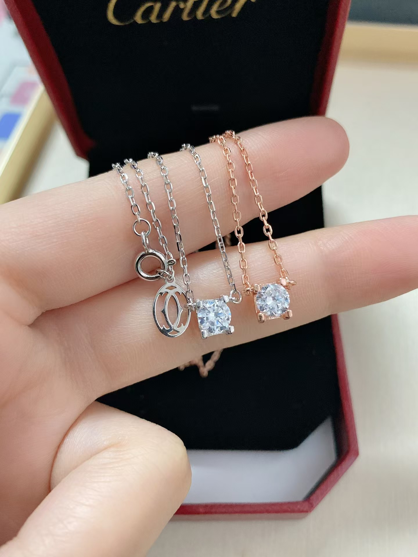 Cartier Diamond Pendant Necklace - Best Replica Jewelry™