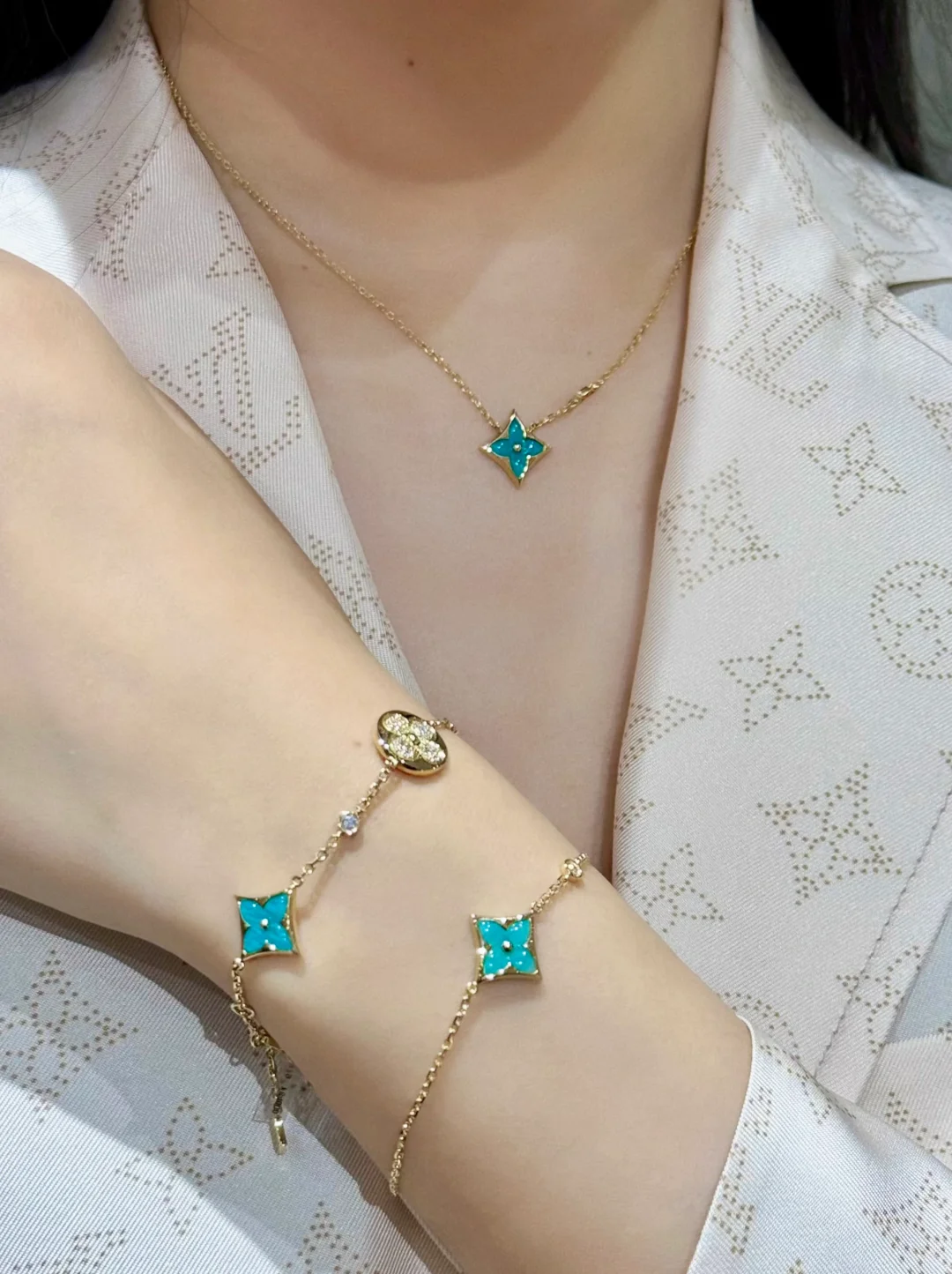 Louis Vuitton Color Blossom Star Sun Bracelet - Best Replica Jewelry™