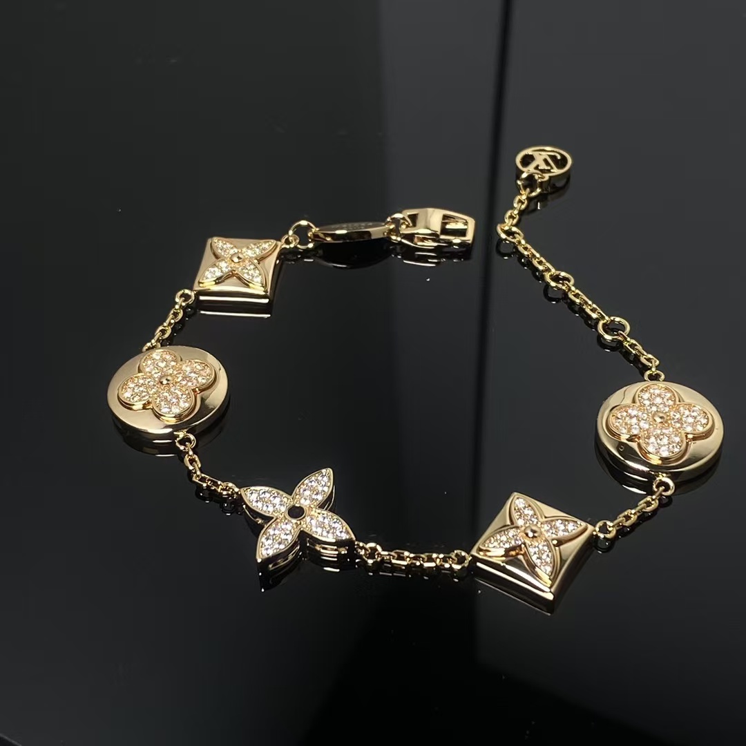 Louis Vuitton Diamond Blossom Star Sun Bracelet - Best Replica Jewelry™