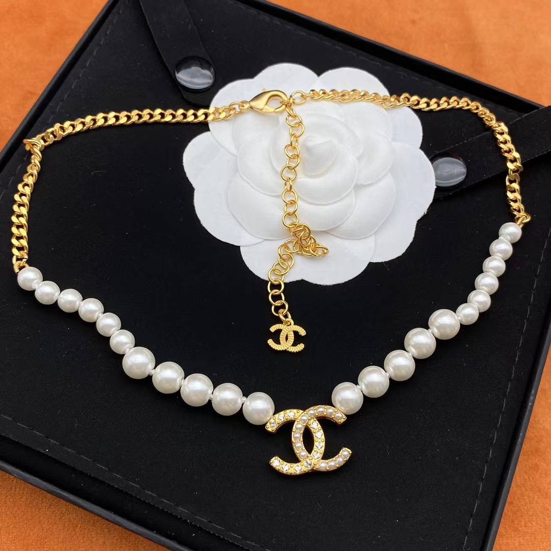 Chanel Half Pearl Half Chain Double C Pendant Necklace - Best Replica Jewelry™