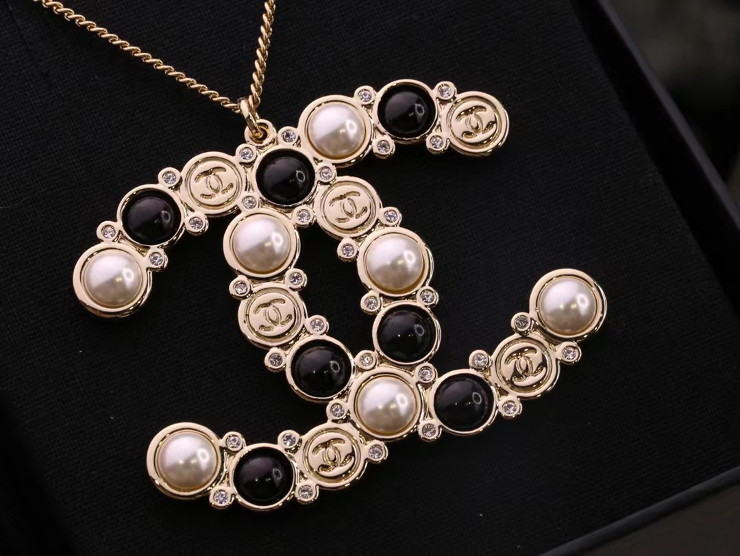 Chanel Big Double C Pendant Sweater Necklace - Best Replica Jewelry™