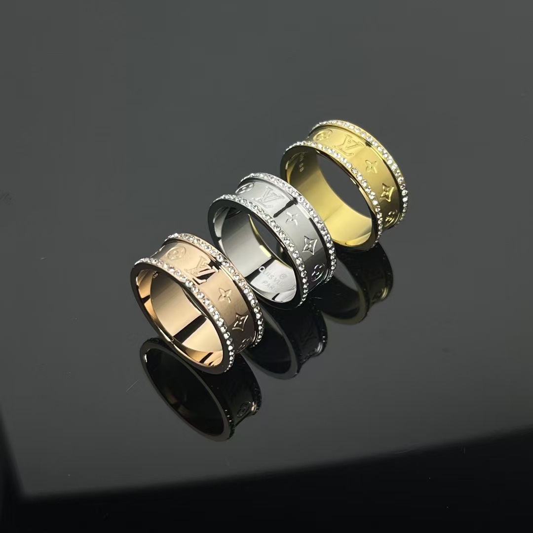 Louis Vuitton Diamond Paved Ring - Best Replica Jewelry™