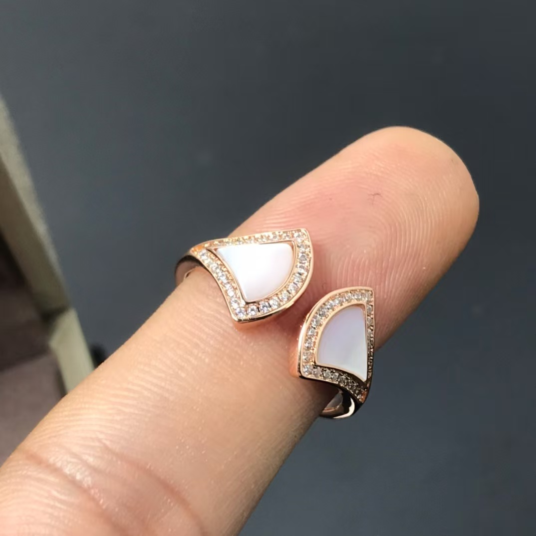 Bvlgari Divas’ Dream Ring - Best Replica Jewelry™