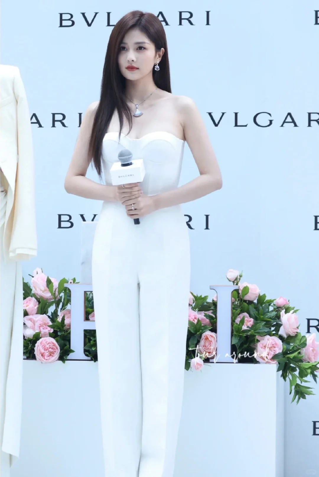 Bvlgari Divas’ Dream Earrings - Navy Teardrop Diamond - Best Replica Jewelry™