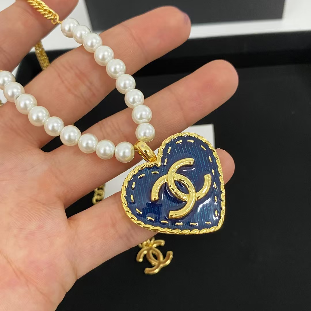 Chanel Denim Heart Double C Pendant Pearl Necklace - Best Replica Jewelry™