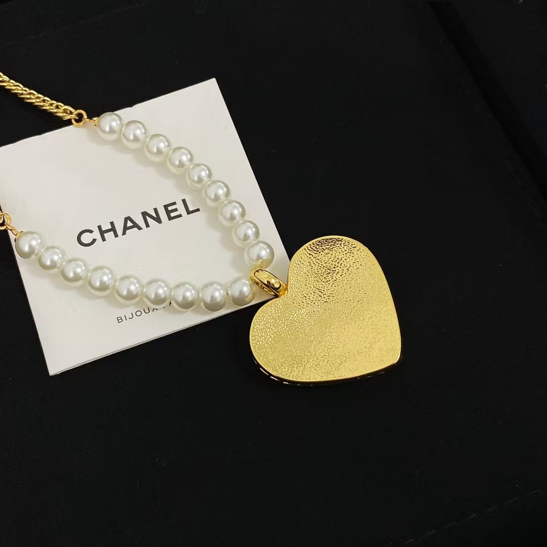 Chanel Denim Heart Double C Pendant Pearl Necklace - Best Replica Jewelry™