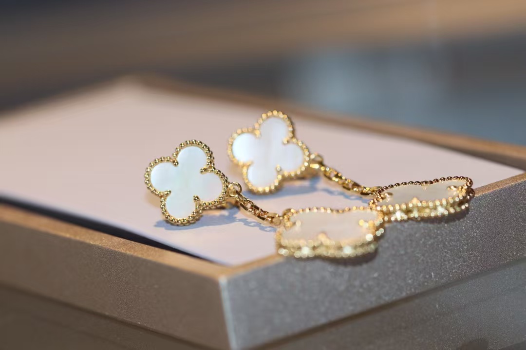 VCA Magic Alhambra Earrings, 2 Motifs - Best Replica Jewelry™