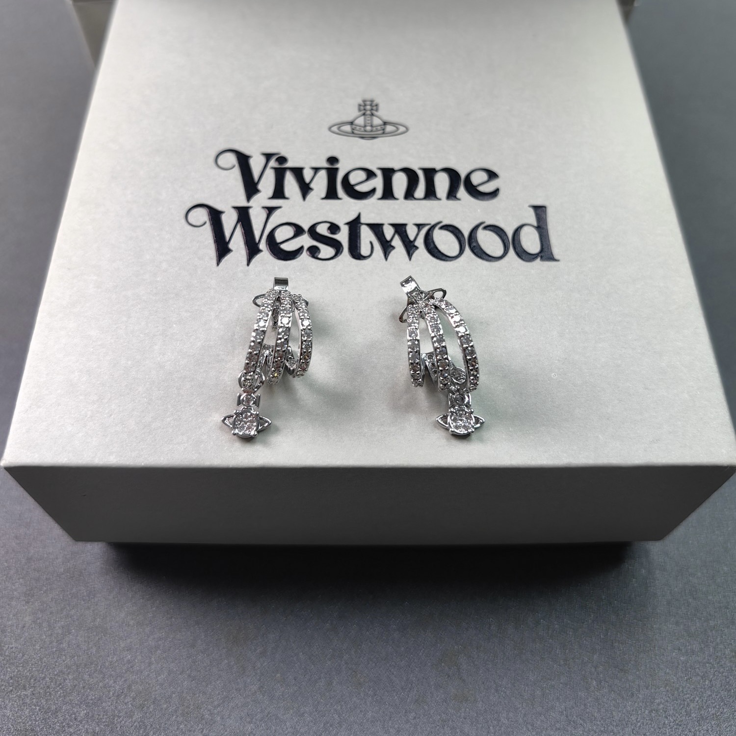 Vivienne Westwood C Shape Saturn Drop Earrings - Best Replica Jewelry™