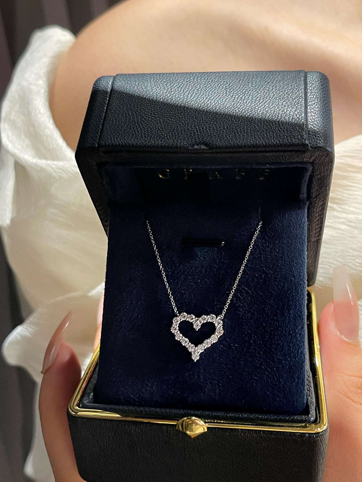 Tiffany Mini Full Diamond Love Heart Pendant Necklace - Best Replica Jewelry™