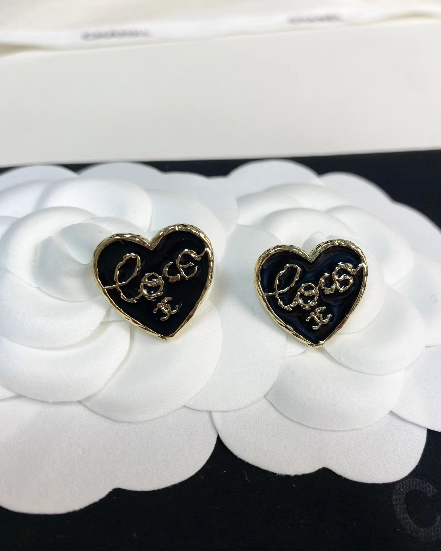 Chanel Black Love Heart Stud Earrings - Best Replica Jewelry™