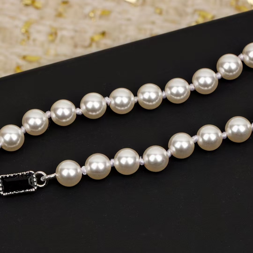 Chanel Black Bow Knot Pendant Necklace - Best Replica Jewelry™