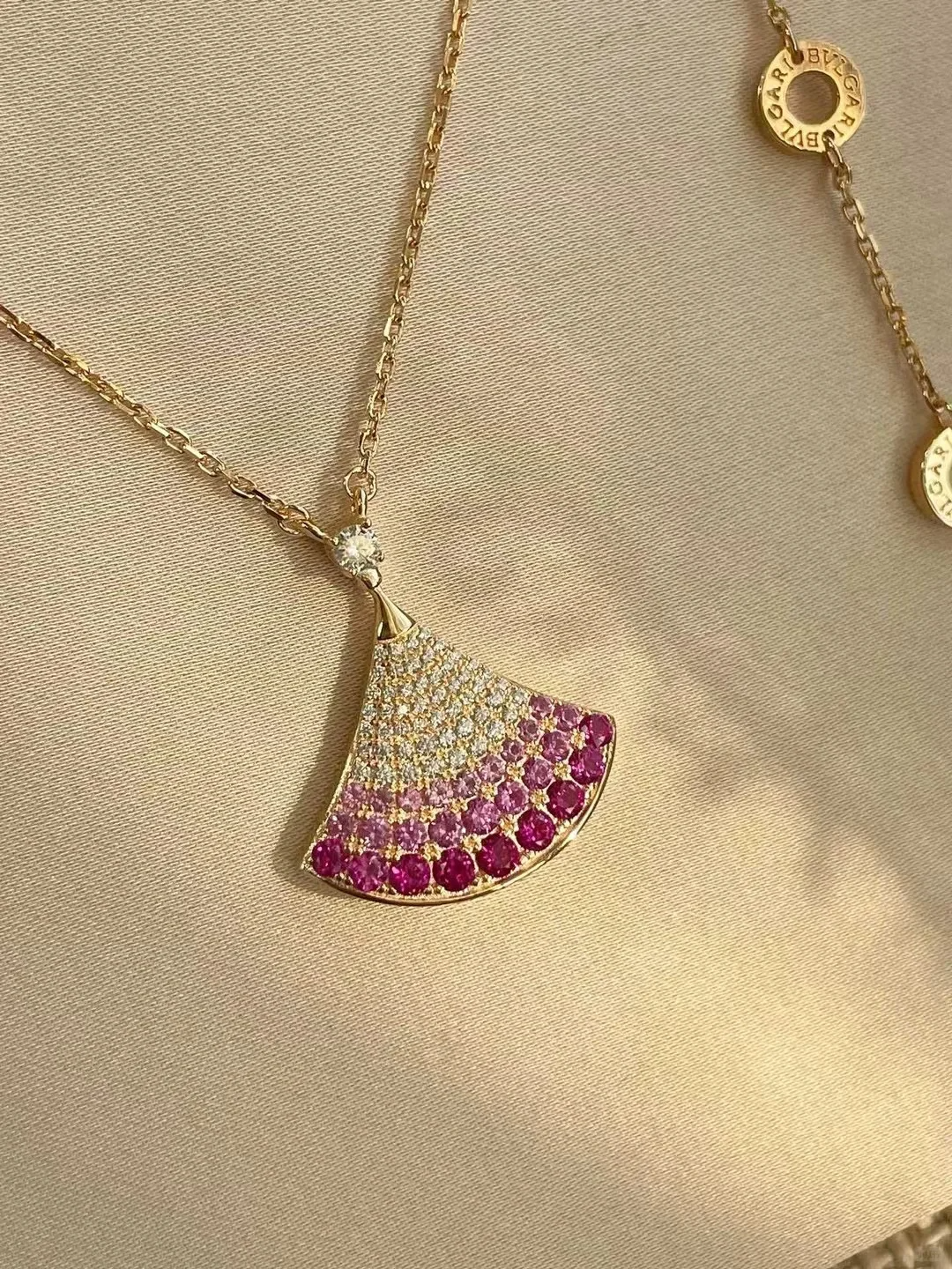 Bvlgari Divas' Dream Necklace - Best Replica Jewelry™