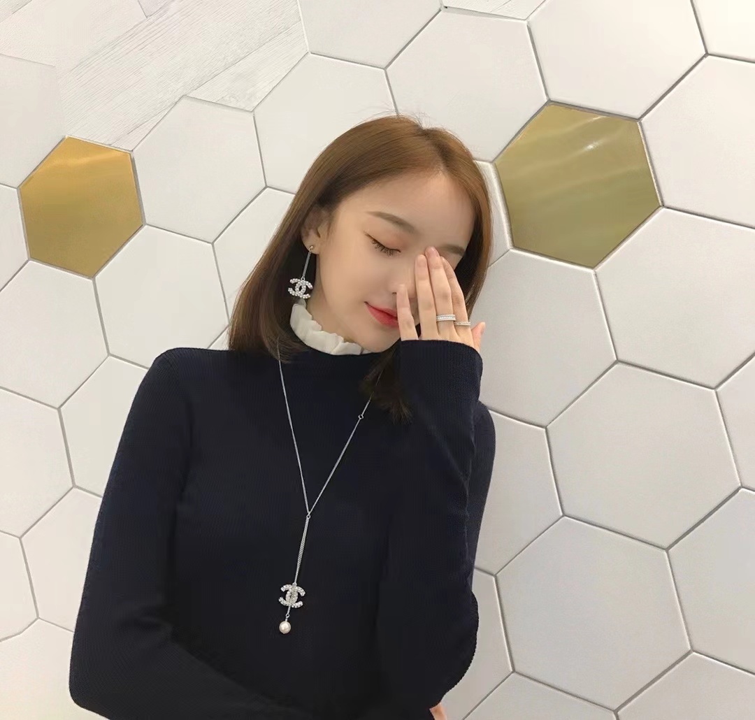 Chanel Silver Color Tassel Pendant Necklace - Best Replica Jewelry™