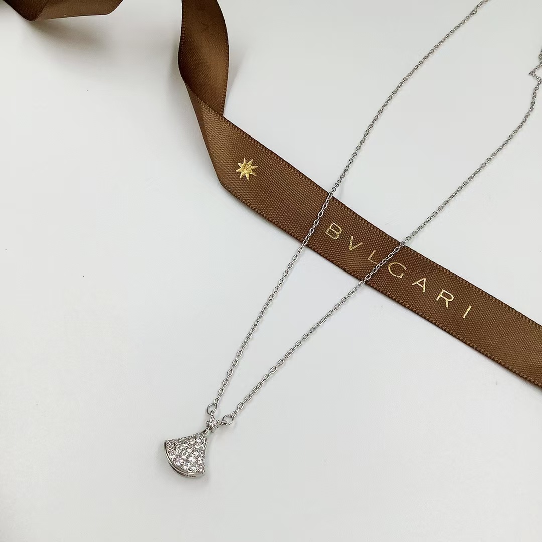 Bvlgari Divas' Dream Necklace - Best Replica Jewelry™