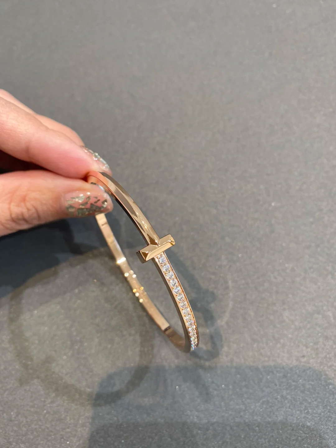 Tiffany T1 Narrow Diamond Hinged Bangle Bracelet - Best Replica Jewelry™