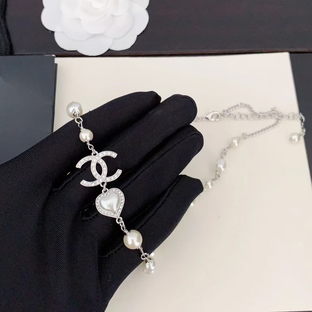 Chanel Half Silver Chain Half Pearl Necklace - Best Replica Jewelry™