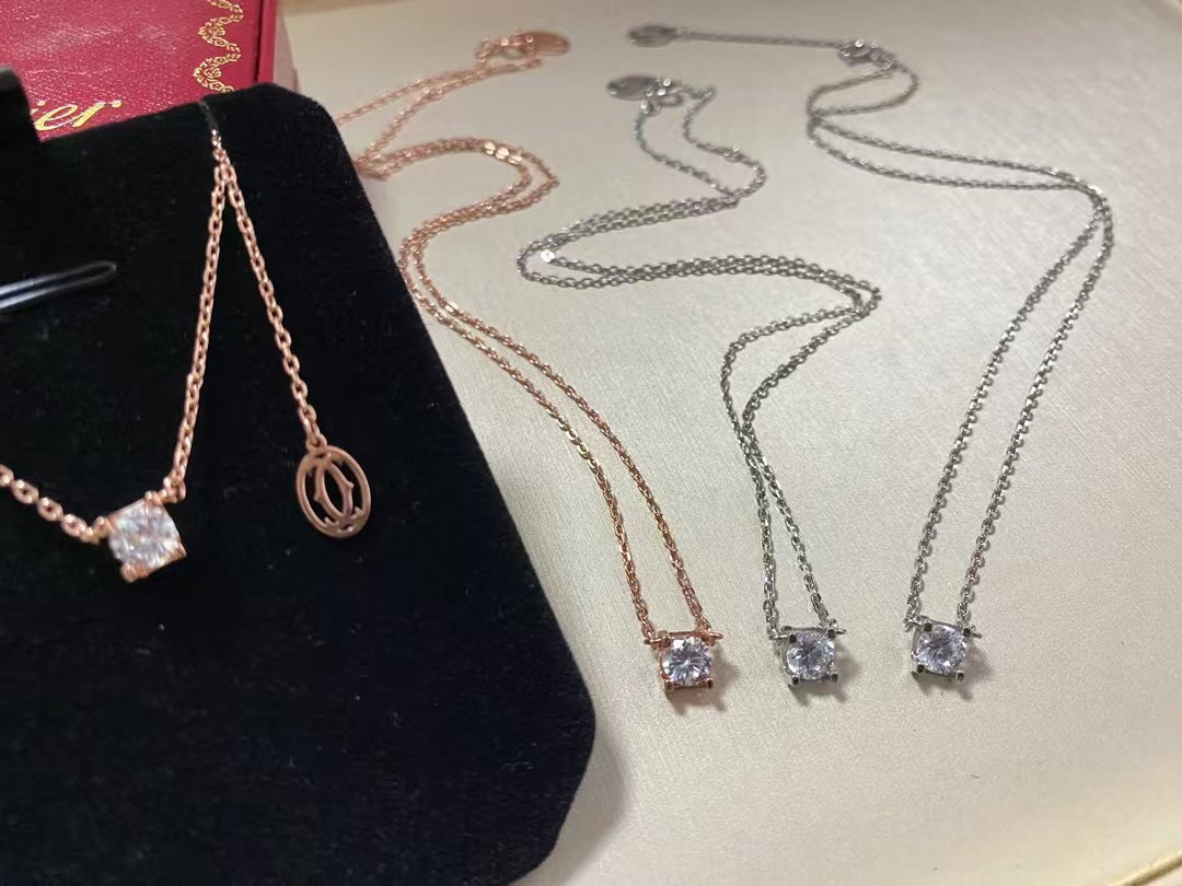 Cartier Diamond Pendant Necklace - Best Replica Jewelry™