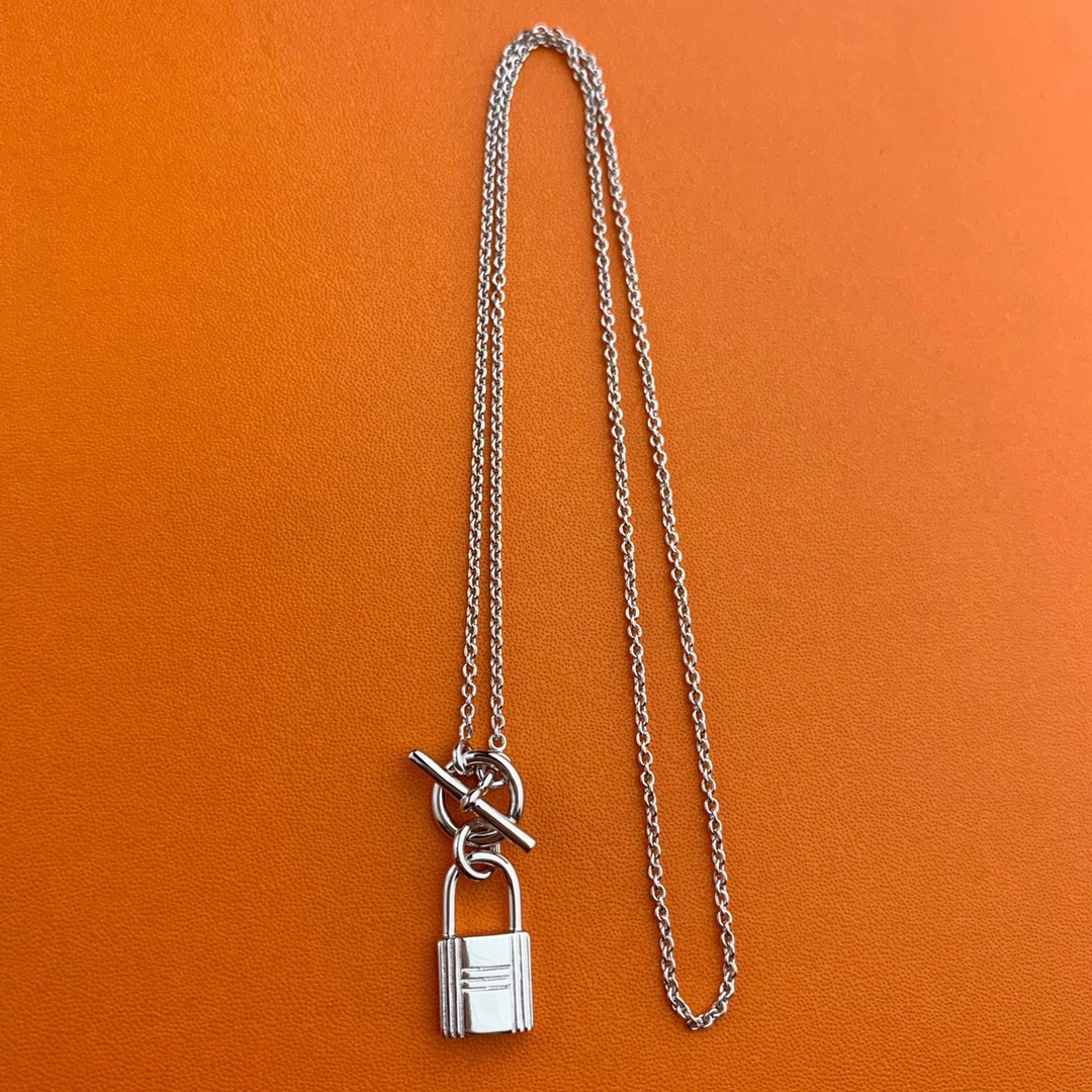Hermes OT Clasp Lock Pendant Necklace - Best Replica Jewelry™