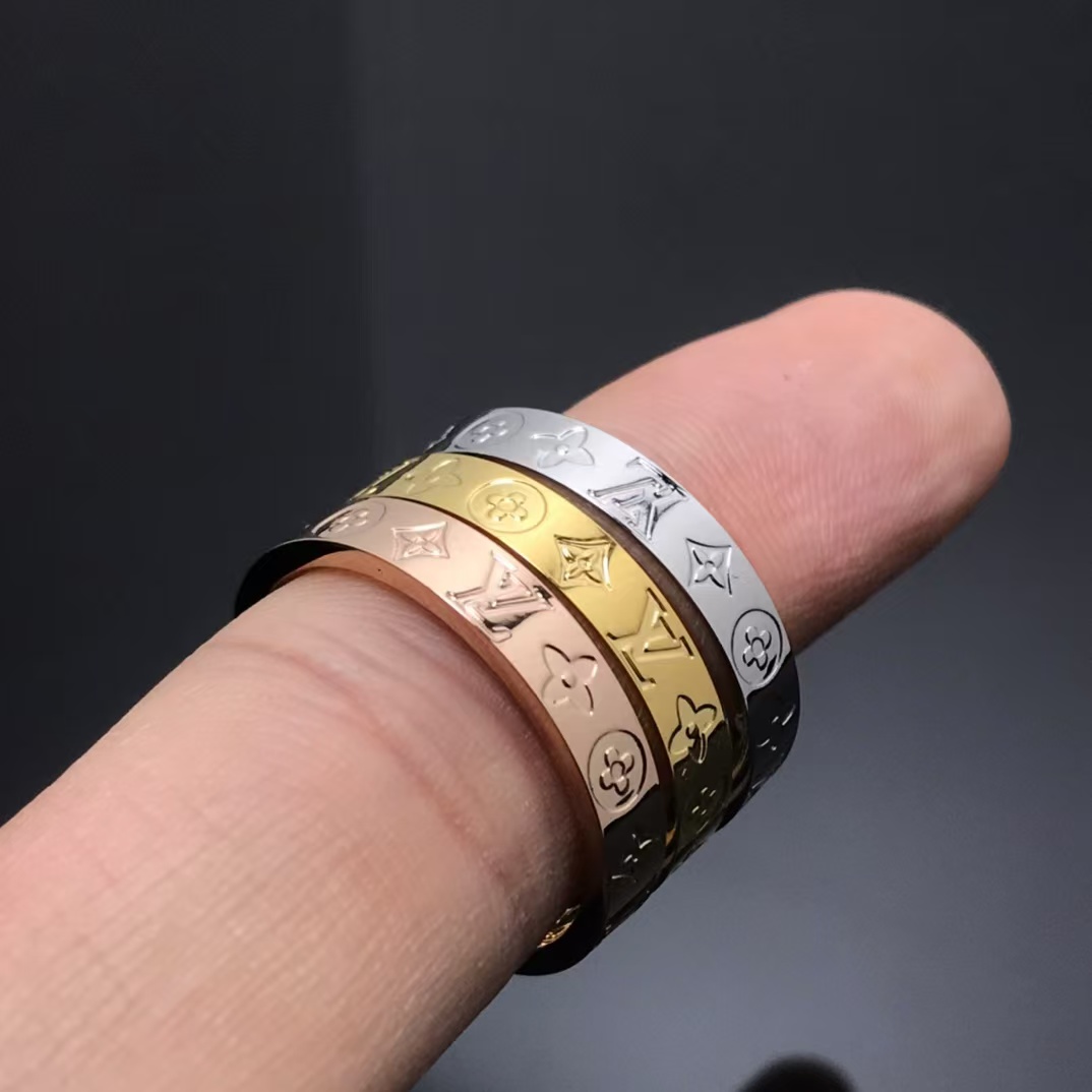 Louis Vuitton Pattern Debossed Ring - Best Replica Jewelry™